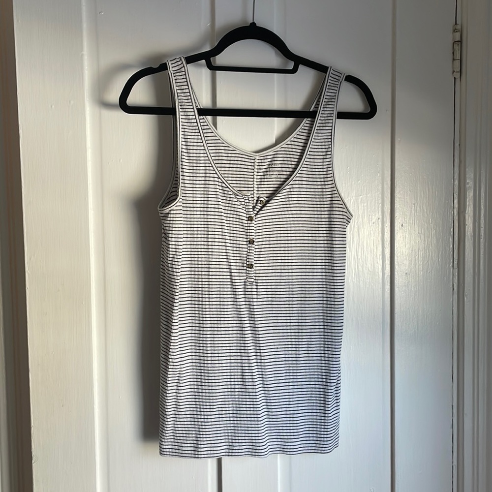 Old Navy Fitted Ribbed Tank XL